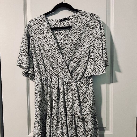 Black and White Floral Midi Dress | Shein Plus Size 1x - Picture 1 of 4